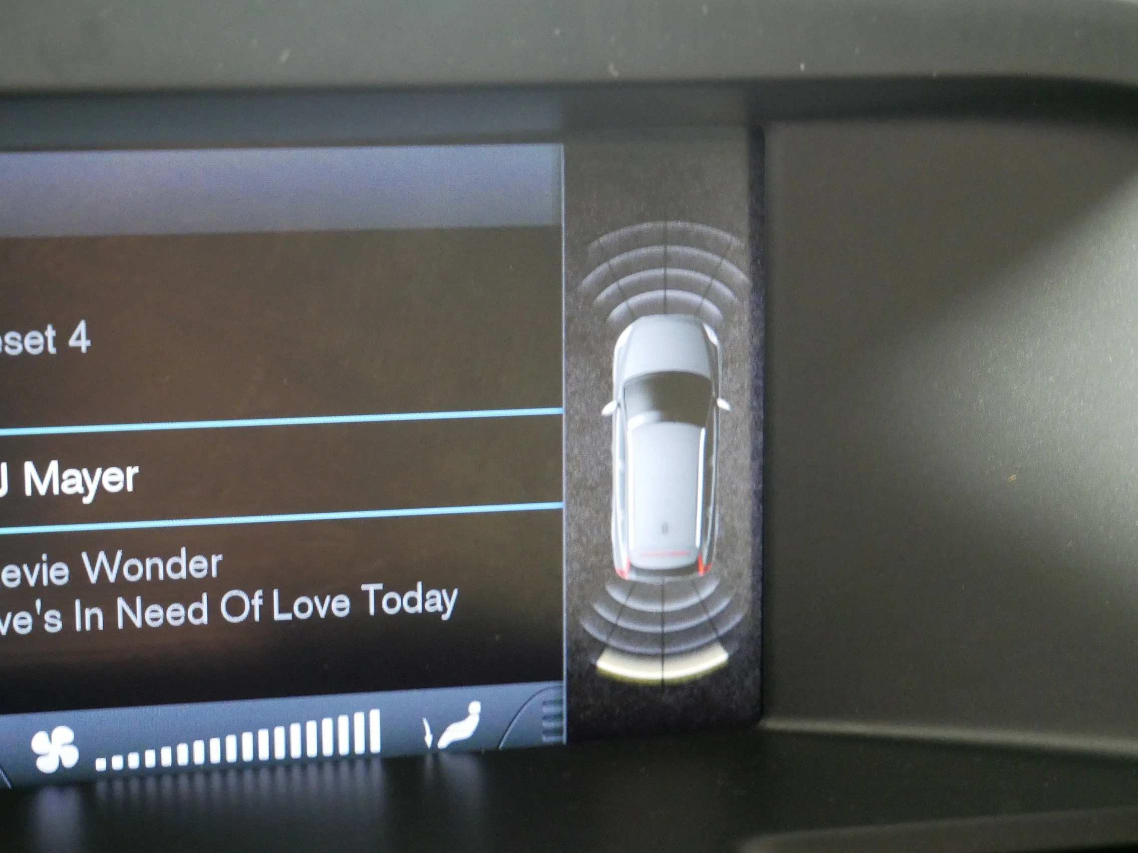 Used 2015 Caspian Blue Metallic Volvo T6 image 33