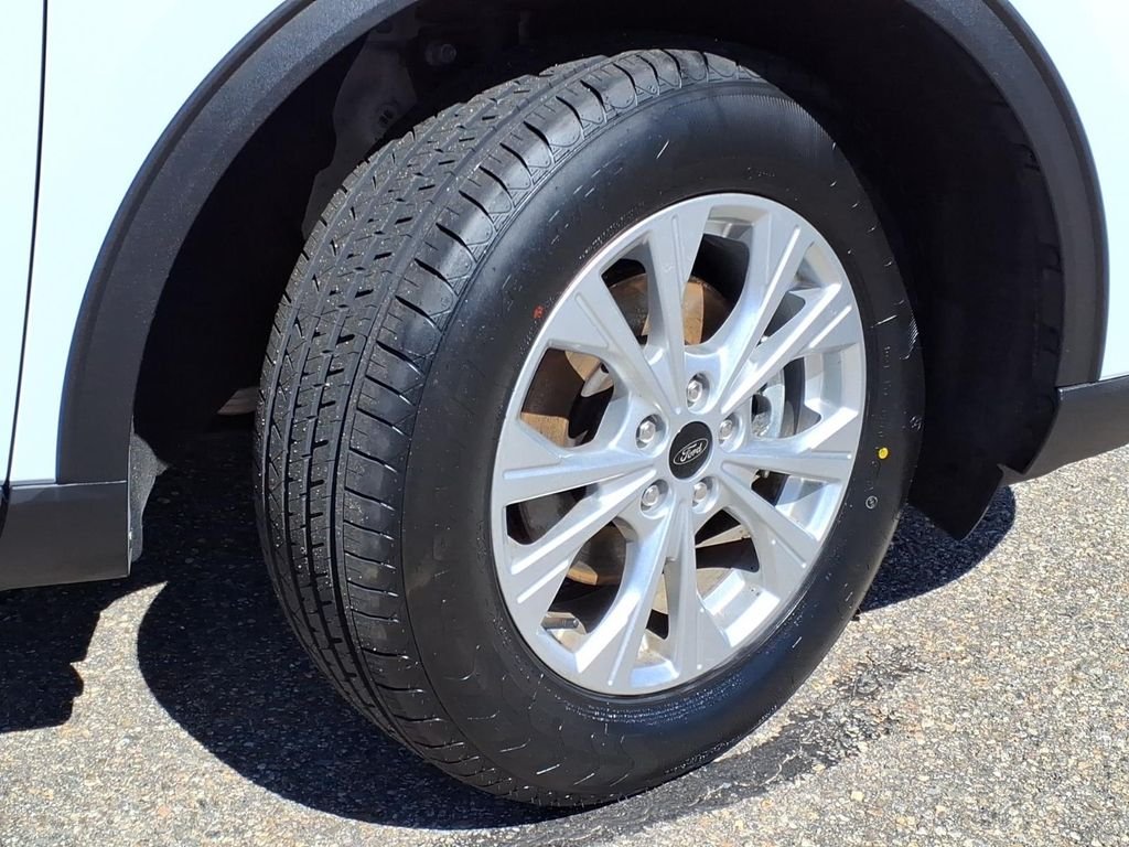 Certified Used 2024 Oxford White Ford Active image 9