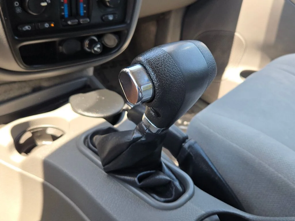 Used 2008 Red Chevrolet LS image 23