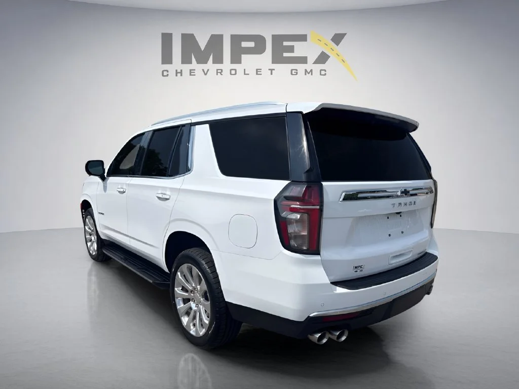 Used 2023 SUMMIT WHITE Chevrolet Premier image 3