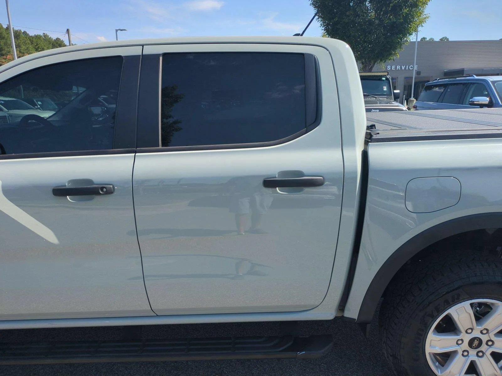 Used 2024 Cactus Gray Ford XL image 29