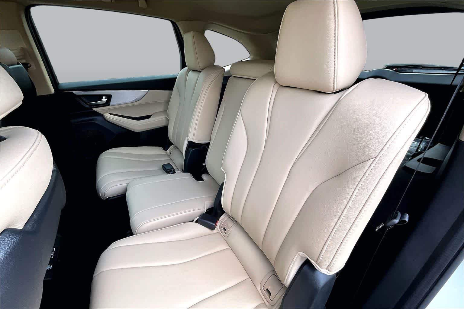 Used 2024 Platinum White Pearl Acura  image 21
