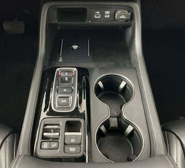 Used 2024 Gray Honda EX-L image 22