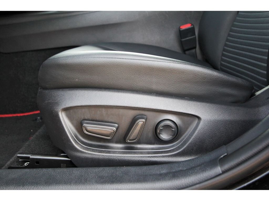Used 2022 Black Toyota TRD V6 image 27