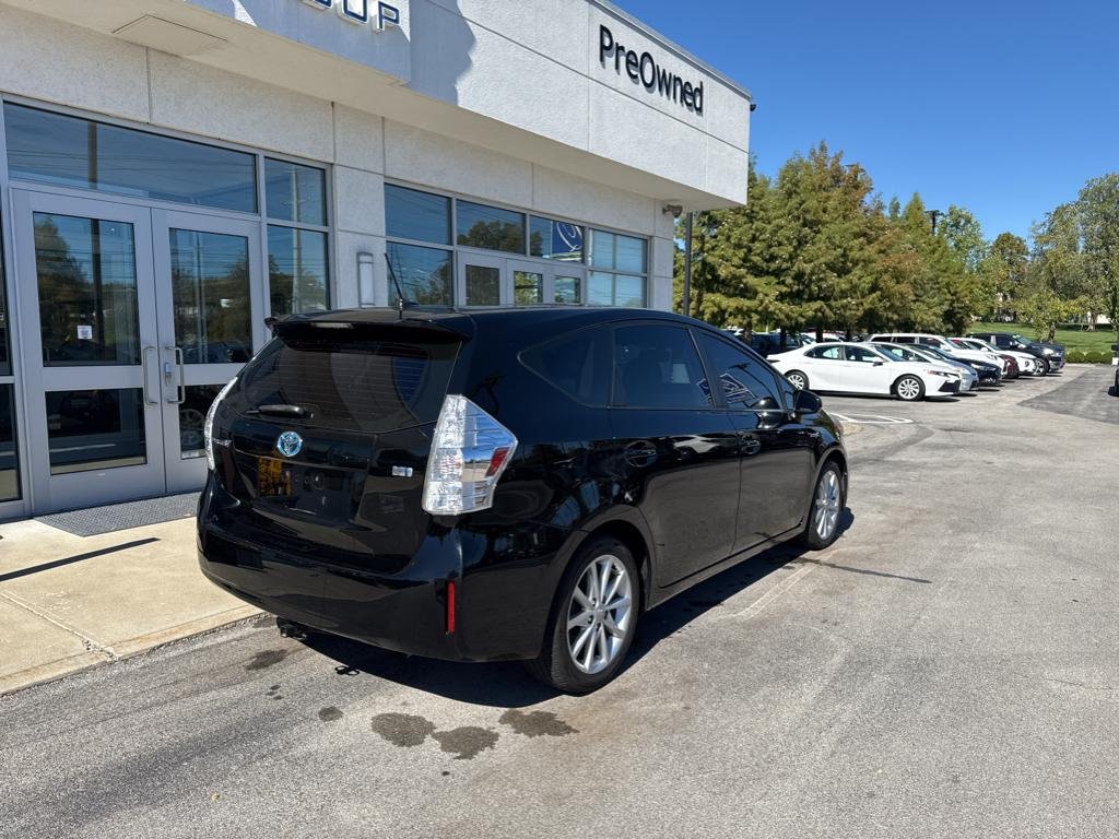 2012 Toyota Prius V Five photo 3