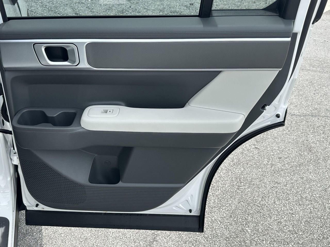 New 2026 Serenity White Hyundai SE image 15