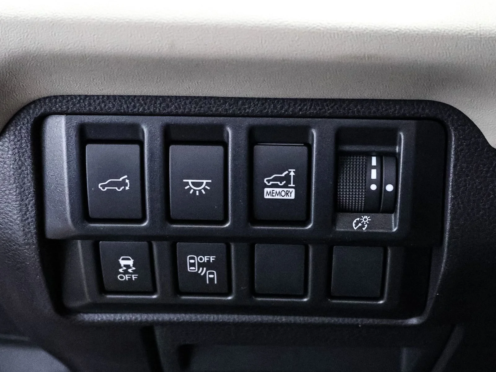 Used 2020 Cinnamon Subaru Touring image 32