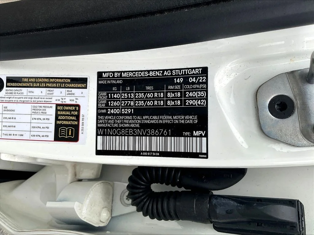 Used 2022 White Mercedes-Benz GLC 300 image 19