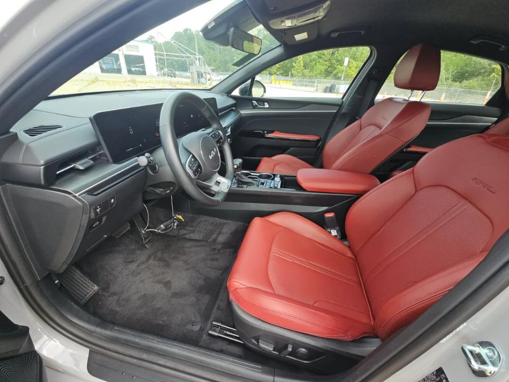 Used 2026 Gray Kia GT-Line image 4