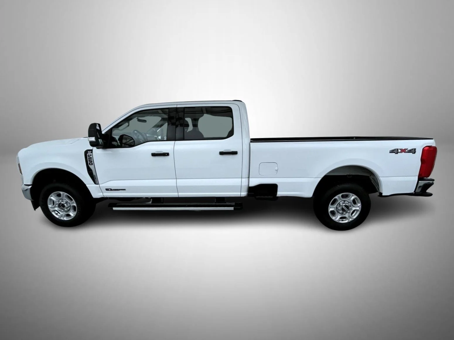 Used 2025 White Ford XLT image 8