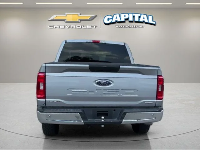 Used 2023 Silver Ford XLT image 4
