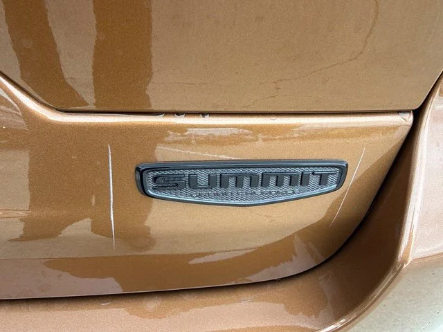 New 2027 Brown Jeep Summit image 5