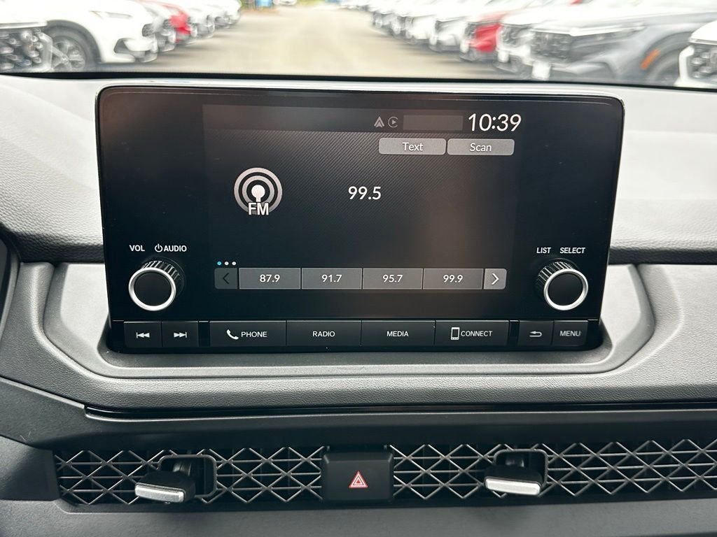 Used 2025 Gray Honda SE image 27