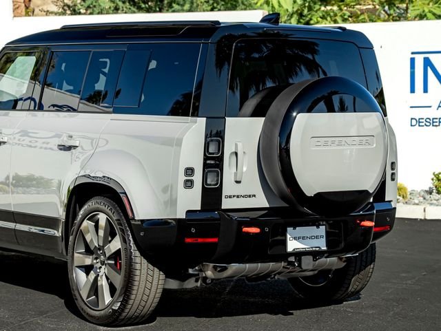 Used 2026 Borasco Gray Metallic Land Rover X image 10