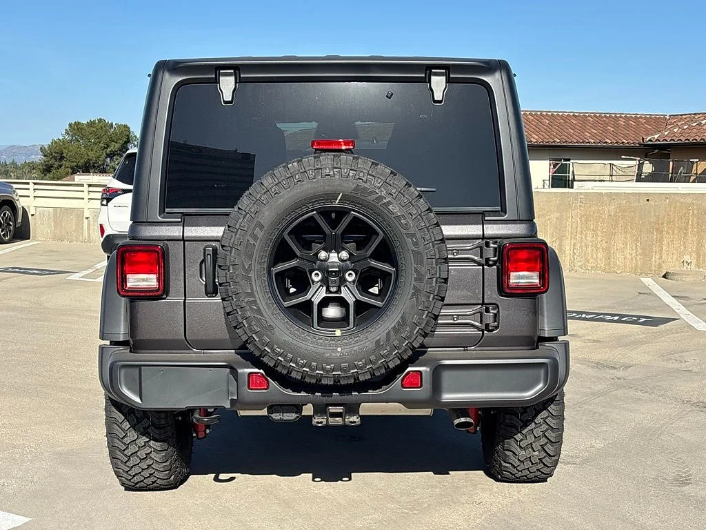 New 2026 Granite Crystal Metallic Clear Coat Jeep 4-Door Willys 4x4 image 5
