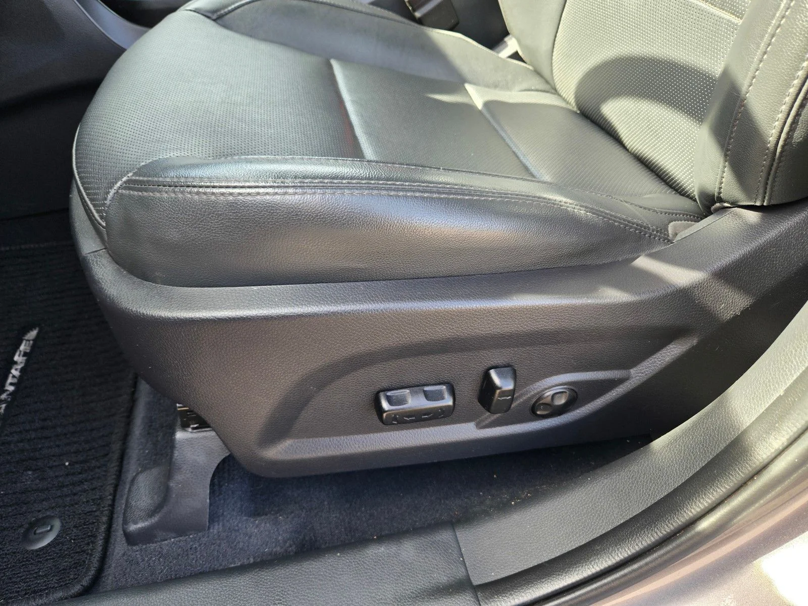 Used 2018 Mineral Gray Hyundai 2.0T Ultimate image 19