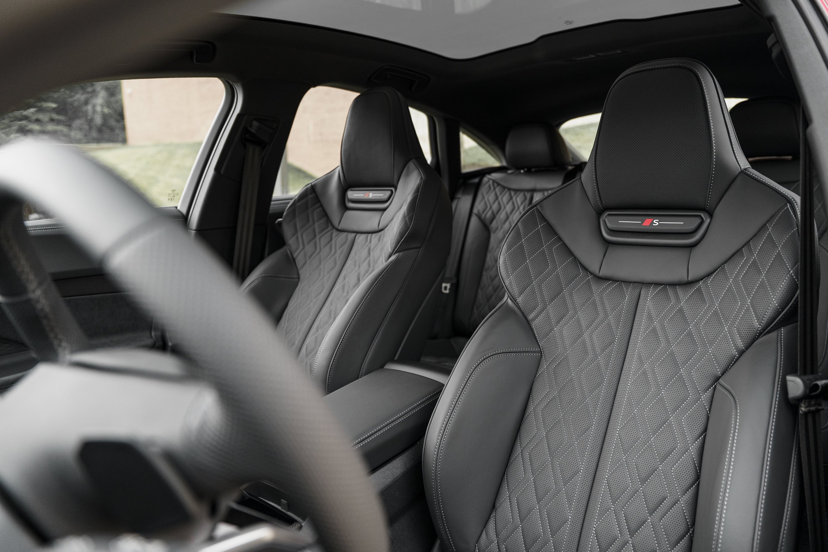 New 2026 GRENADINE RED Audi Prestige image 21