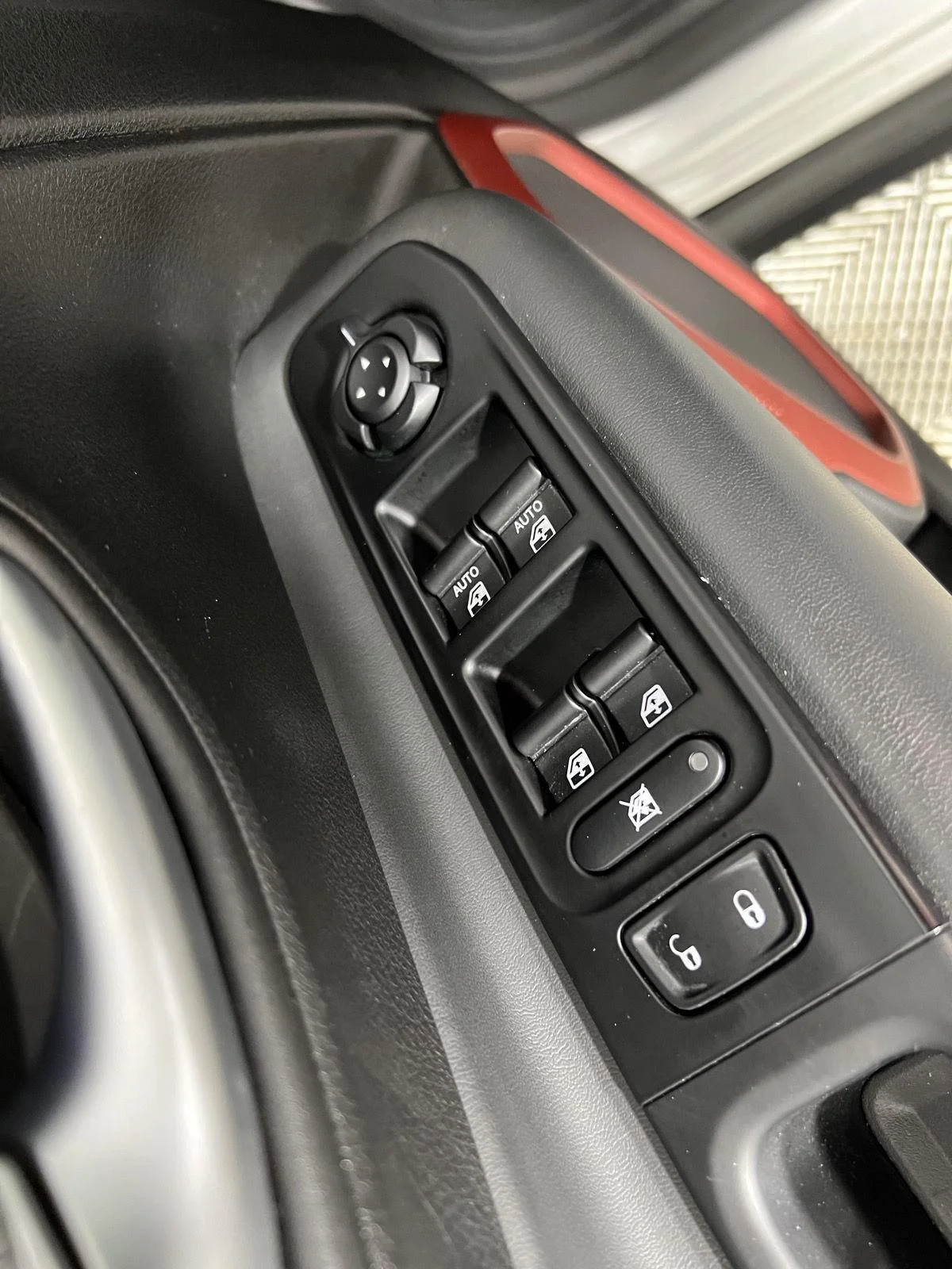 Used 2021 Glacier Metallic Clearcoat Jeep Trailhawk image 27