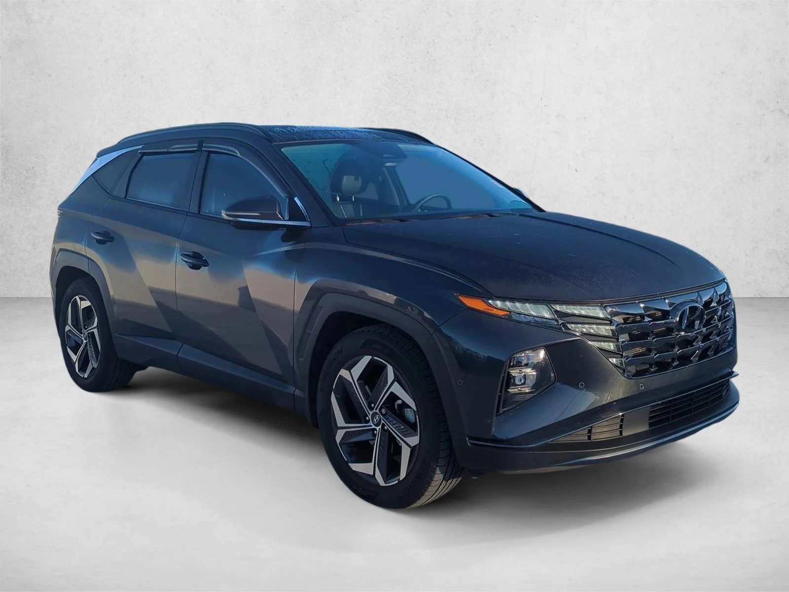 Used 2024 Dark Gray Metallic Hyundai Limited image 3