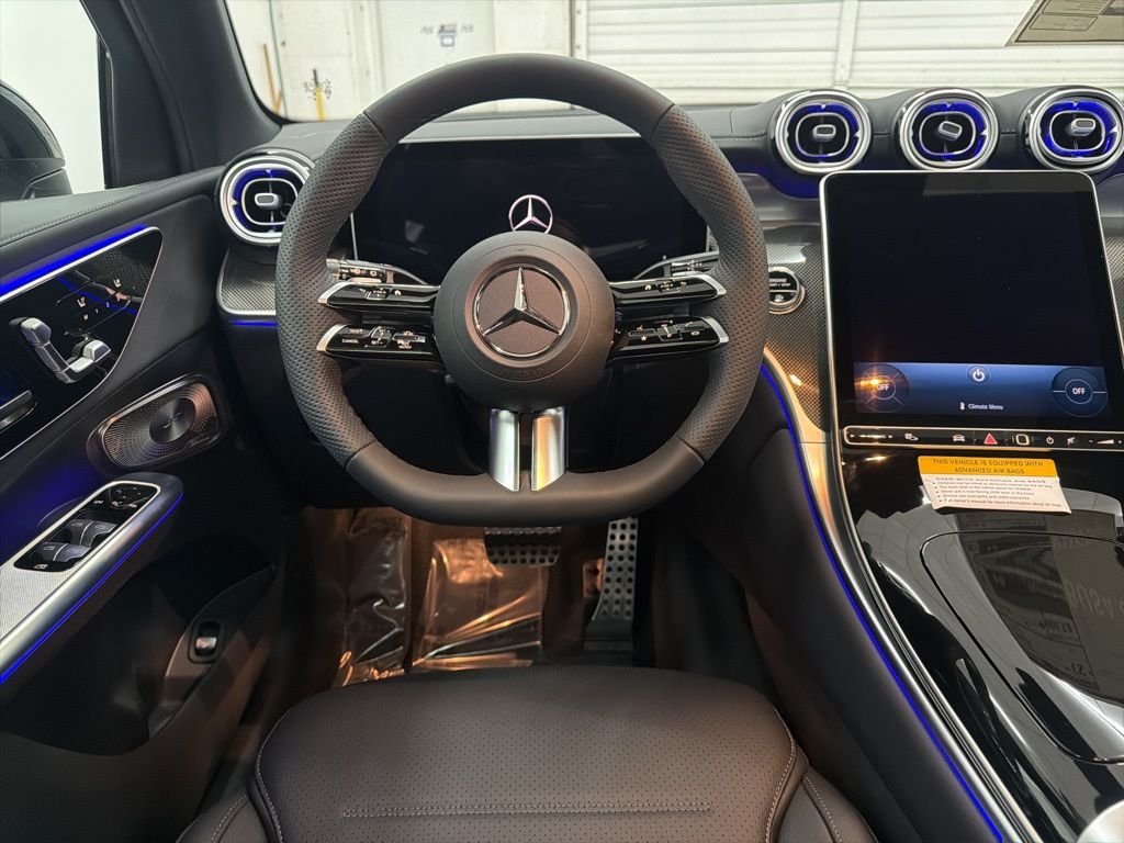 Used 2026 White Mercedes-Benz GLC 300 image 21