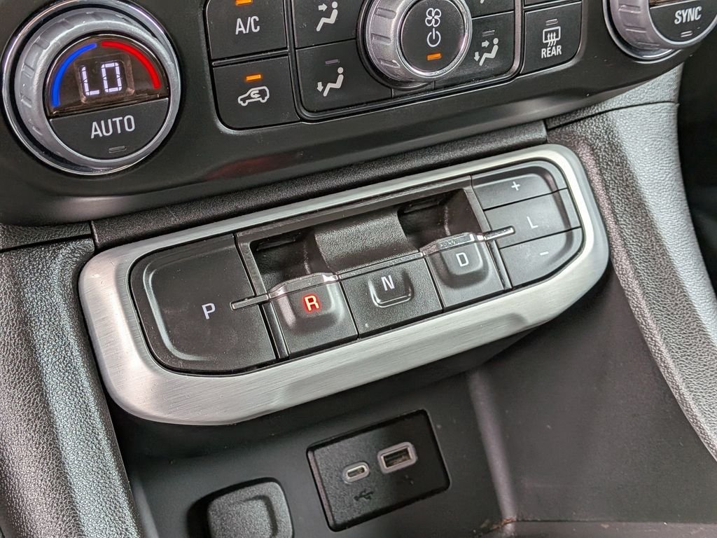 Used 2023 Silver GMC SLE image 21