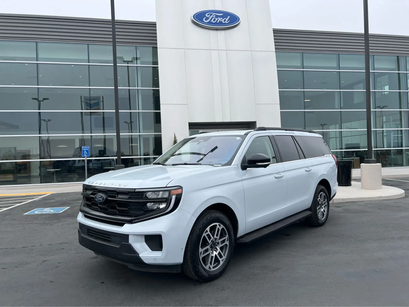 2025 Ford Expedition Active MAX 4x4's photo
