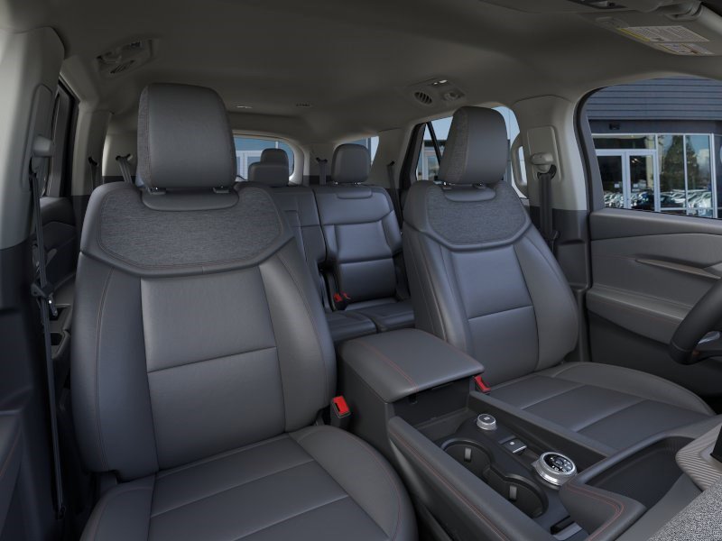 2025 Ford Explorer Active - Photo 11