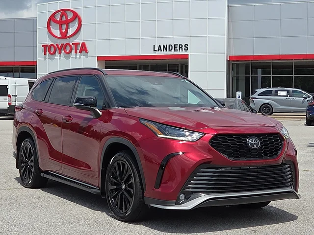 2023 Toyota Highlander XSE