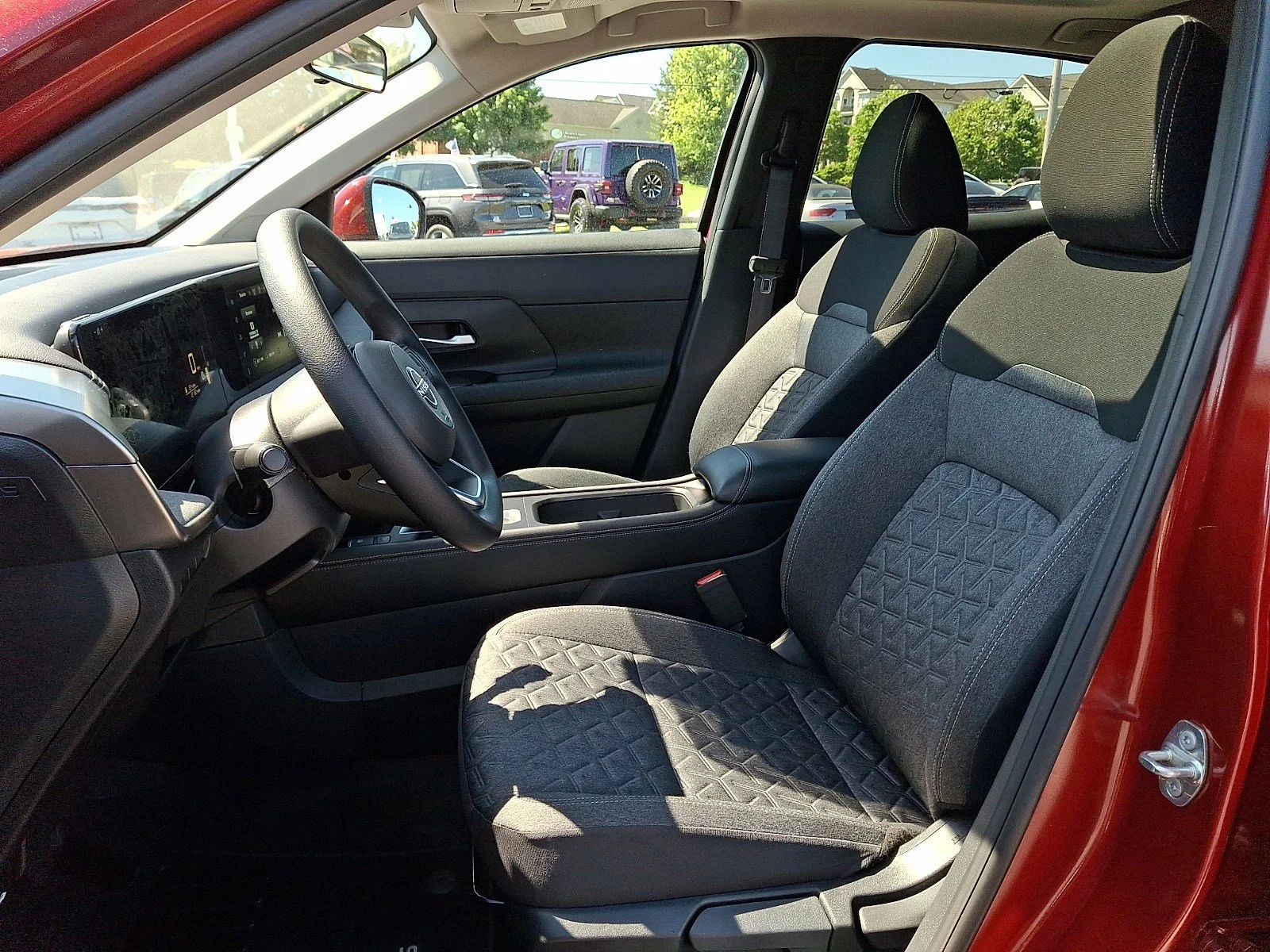 Used 2025 Scarlet Ember Tintcoat Nissan SV image 14