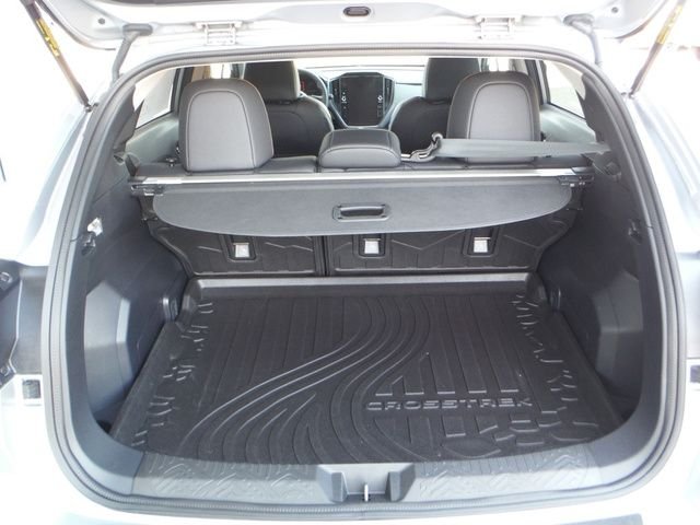 Used 2025 Silver Subaru Limited image 41
