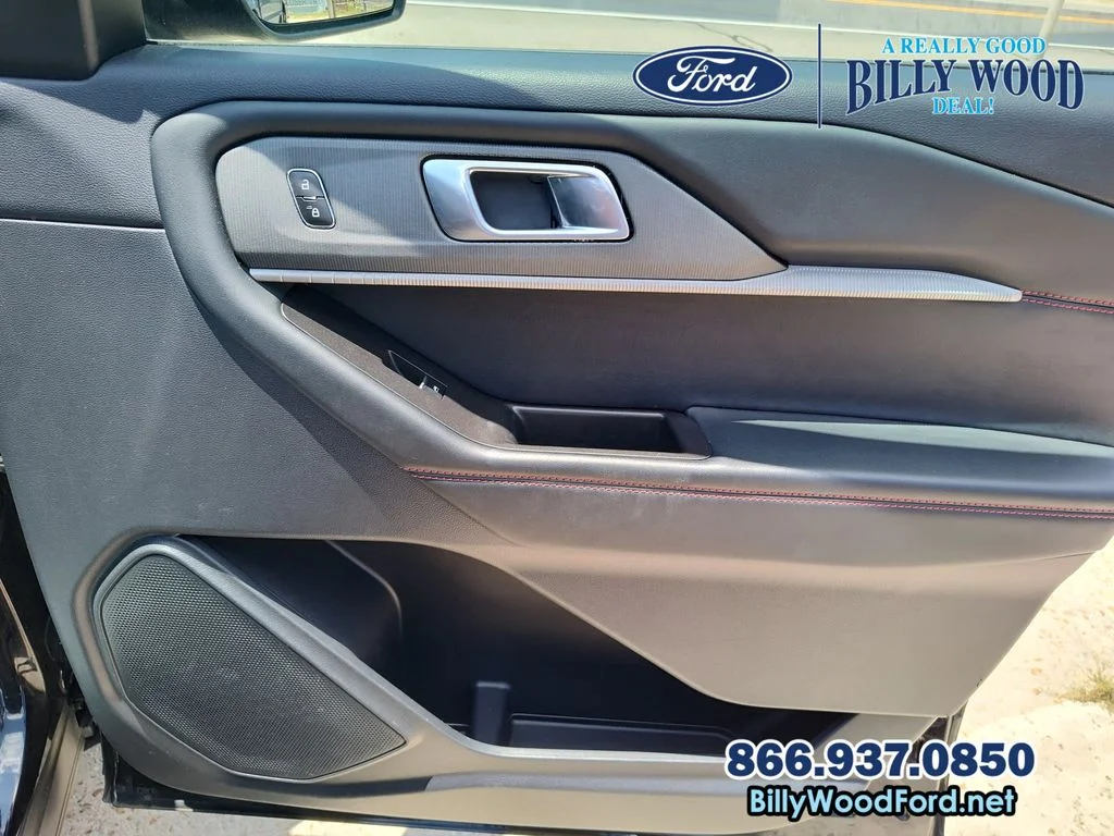 Used 2025 Black Metallic Ford ST-Line image 24