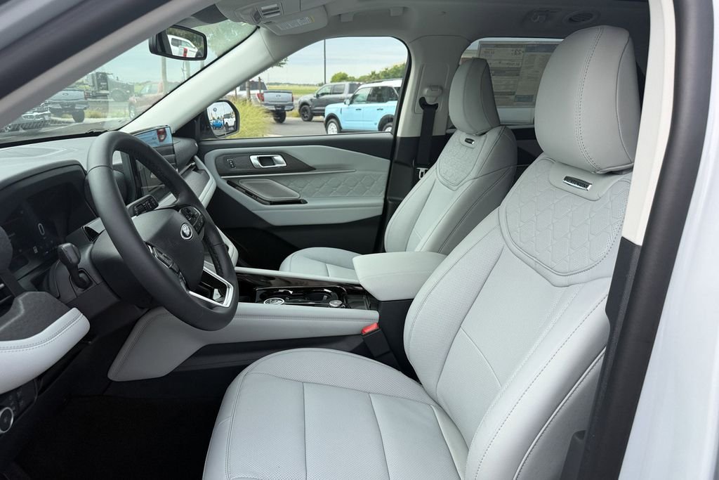 New 2026 Space White Metallic Ford Platinum™ image 11