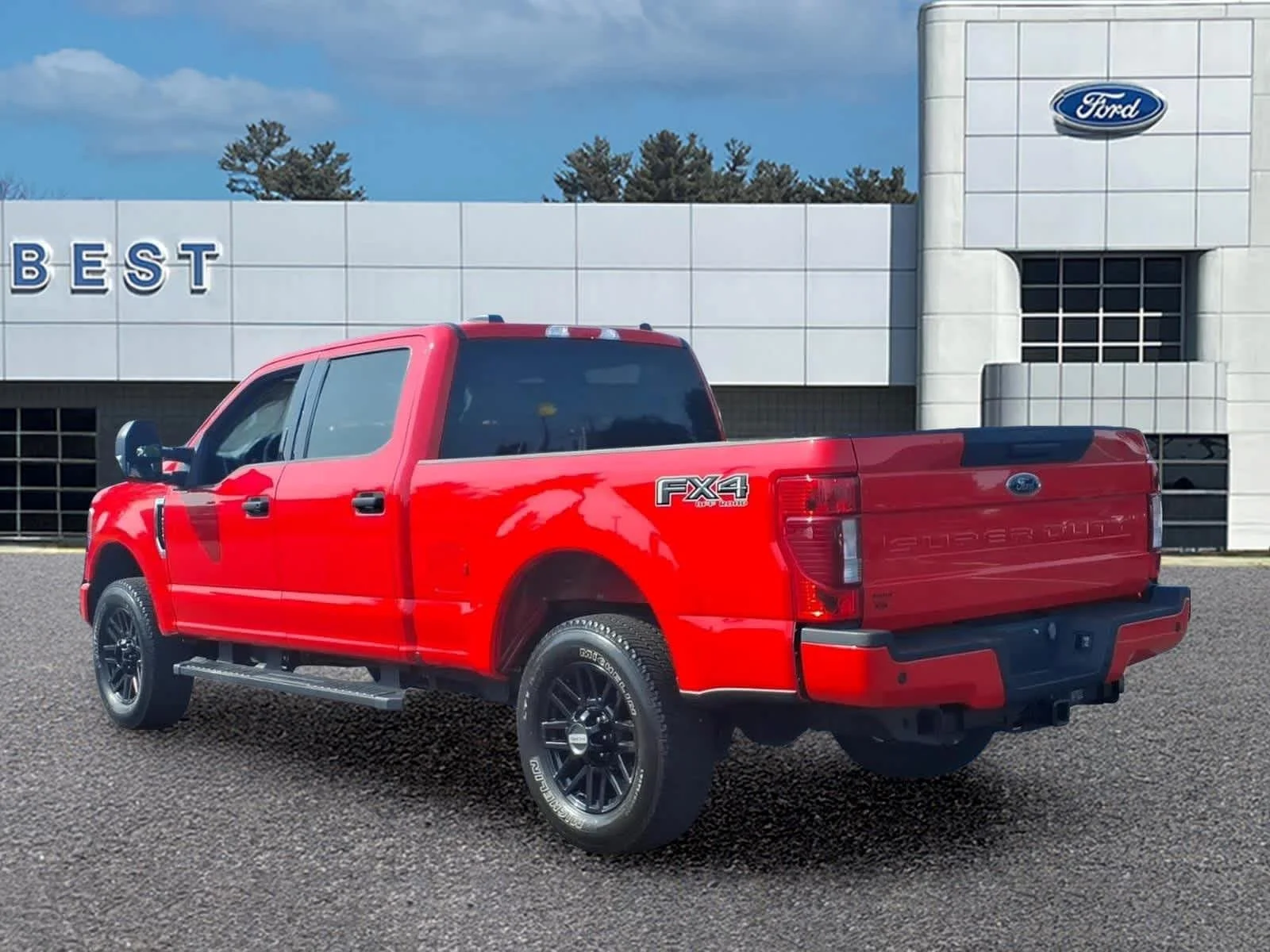 Used 2022 Race Red Ford XLT image 4