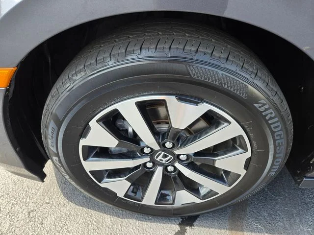 Used 2025 Gray Honda EX-L image 26