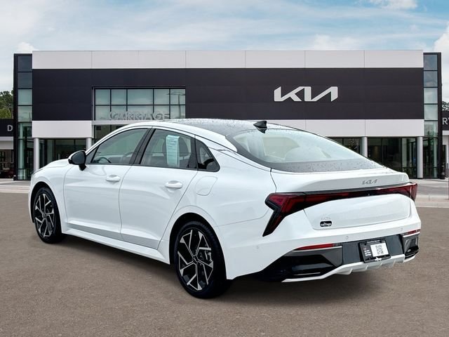 Used 2025 White Kia EX image 6