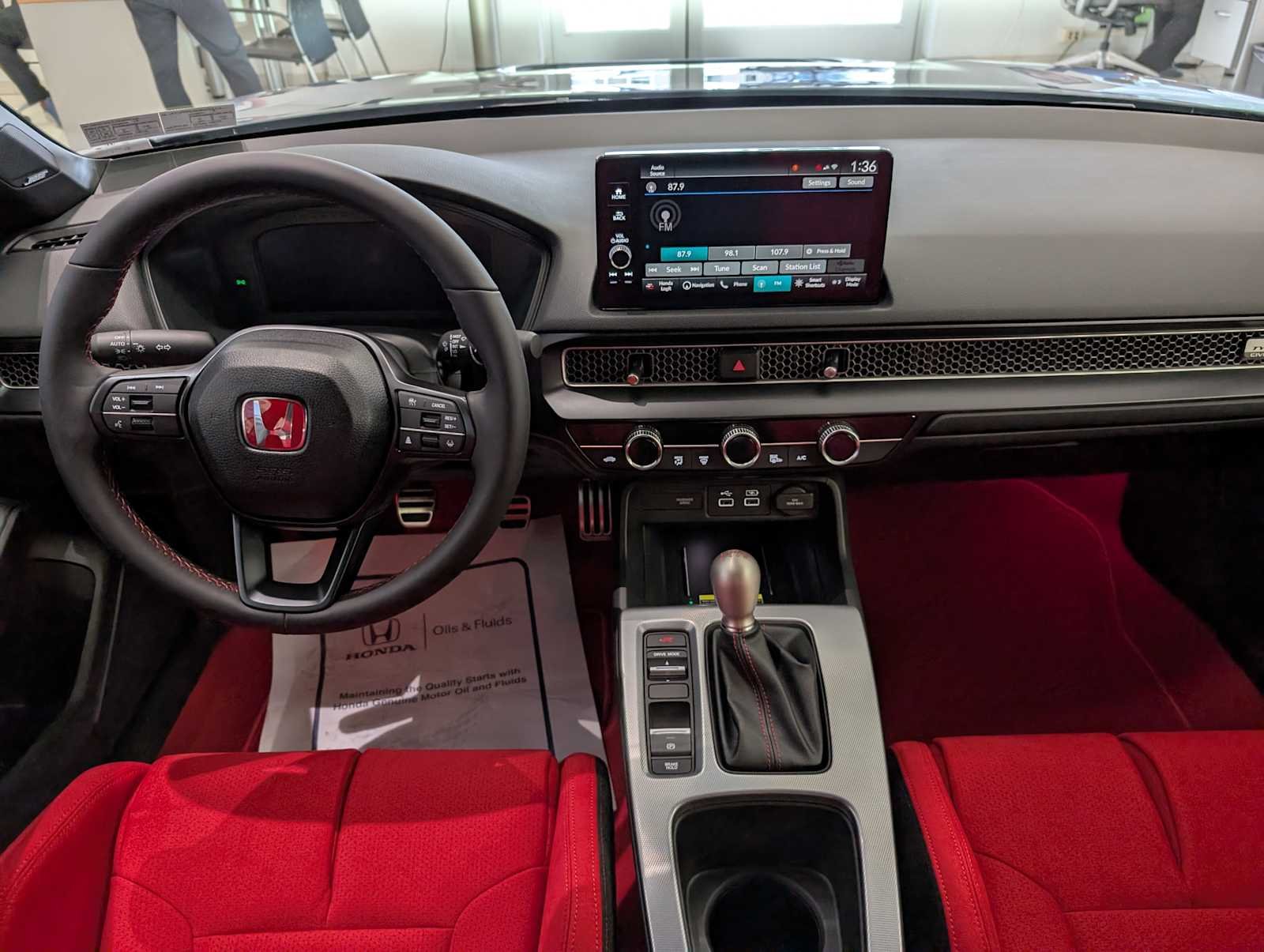 2025 Honda Civic Hatchback Type-R - Photo 16