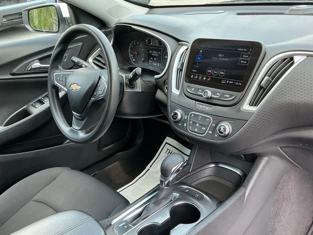 Used 2024 White Chevrolet LT image 20