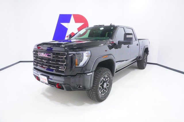 Used 2025 Onyx Black GMC AT4X image 1