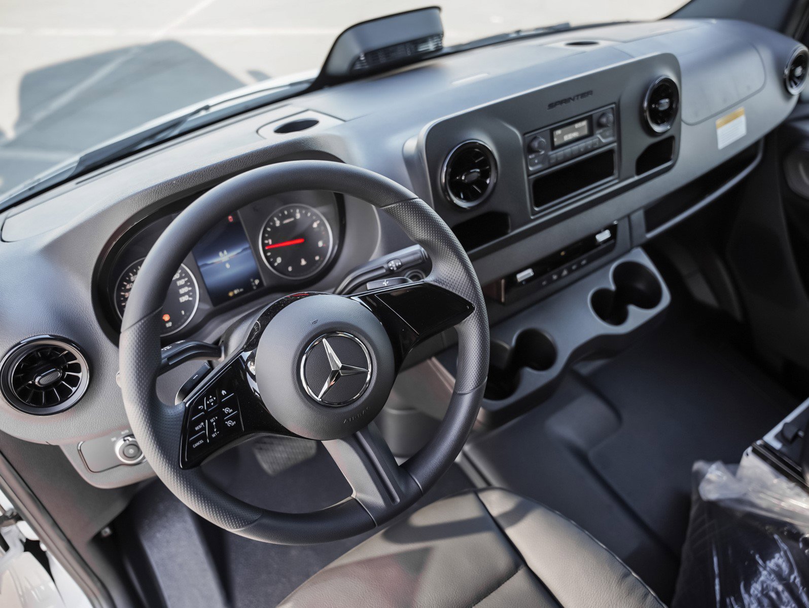New 2026 Arctic White Mercedes-Benz 3500XD High Roof I4 Diesel HO 170 Extended RWD image 19