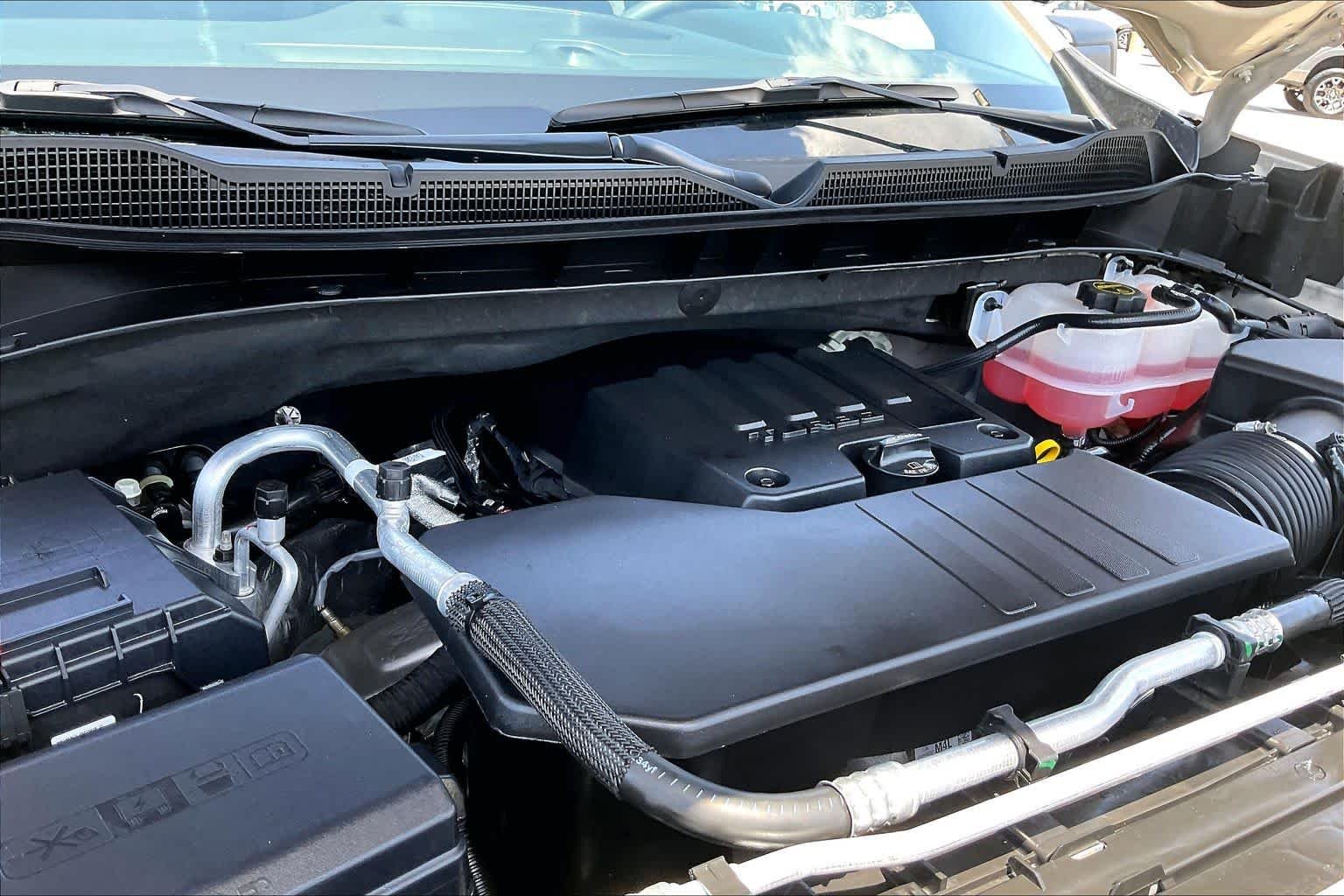 Used 2026 White Sands Chevrolet Custom Trail Boss image 32