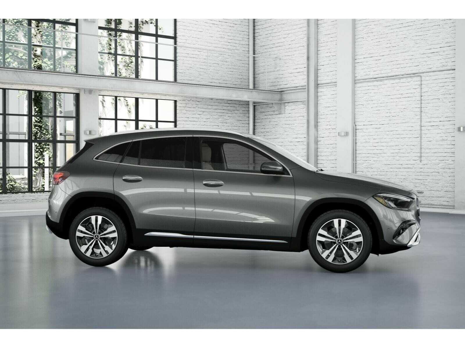 New 2026 Mountain Grey Metallic Mercedes-Benz GLA 250 4D Sport Utility 4MATIC® image 16