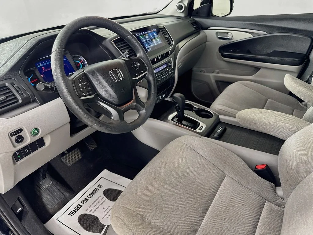 Used 2019 Crystal Black Pearl Honda EX image 10