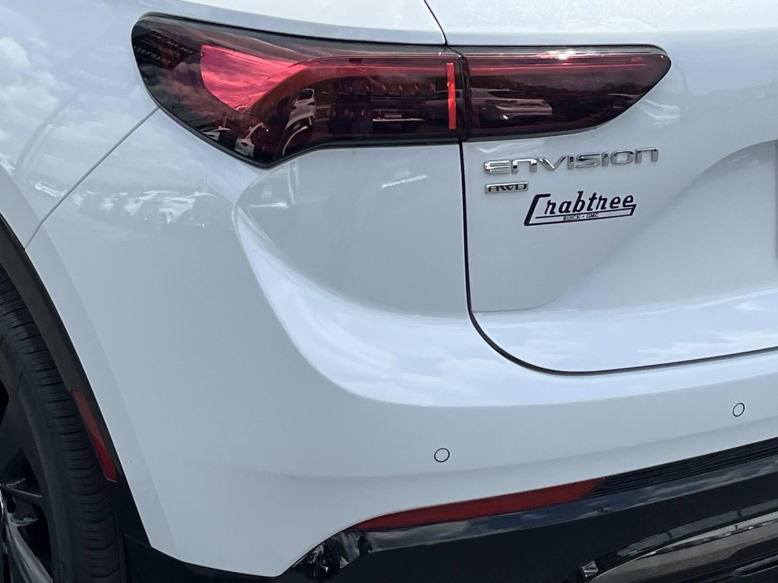 New 2026 Iridescent White Tricoat Buick Sport Touring image 5