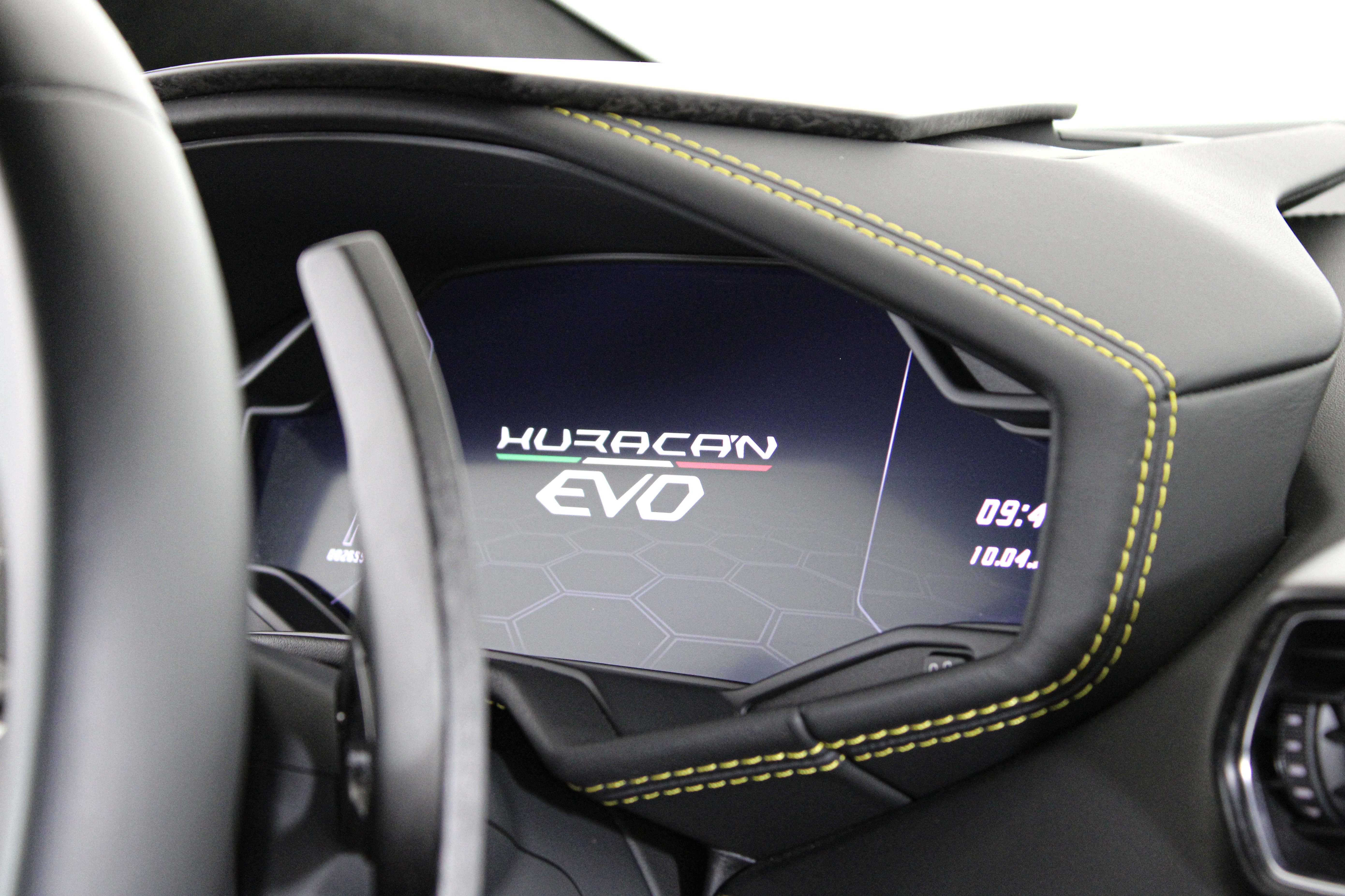 Used 2021 Blue Lamborghini  image 25