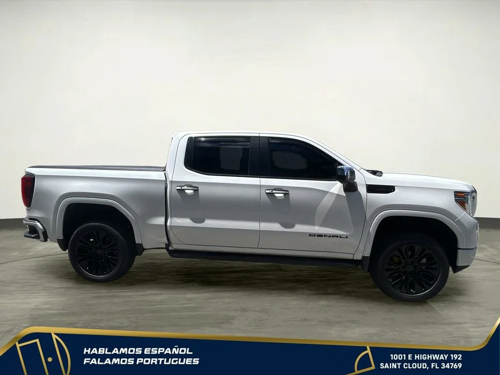 Used 2021 WHITE FROST TRICOAT GMC Denali image 7