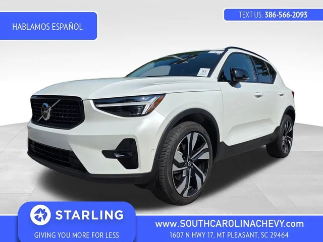 2024 Volvo XC40 B5 Plus Dark Theme