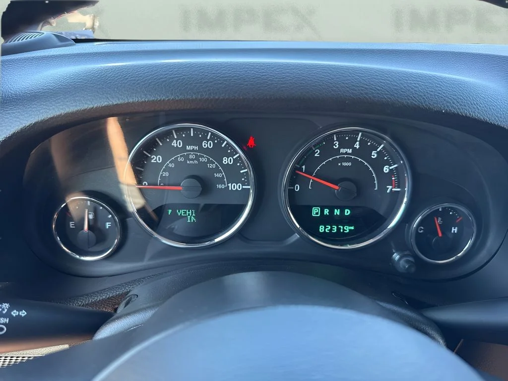 Used 2017 Gray Jeep Unlimited Sahara image 23
