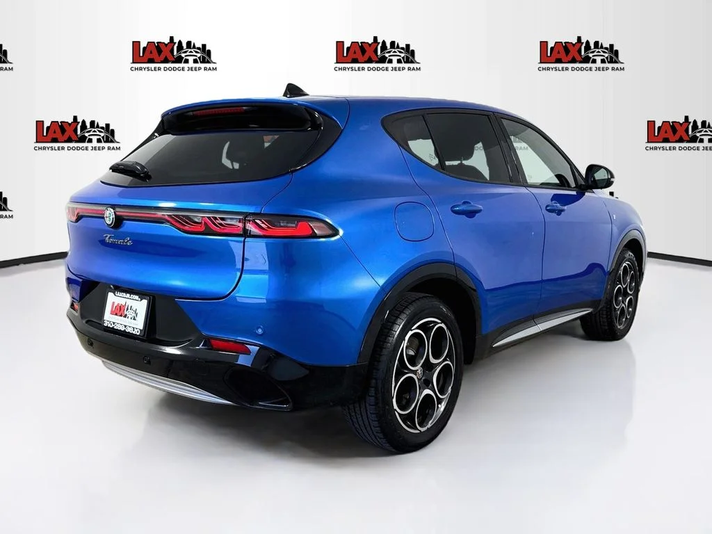 Used 2024 Blue Alfa Romeo Ti image 7