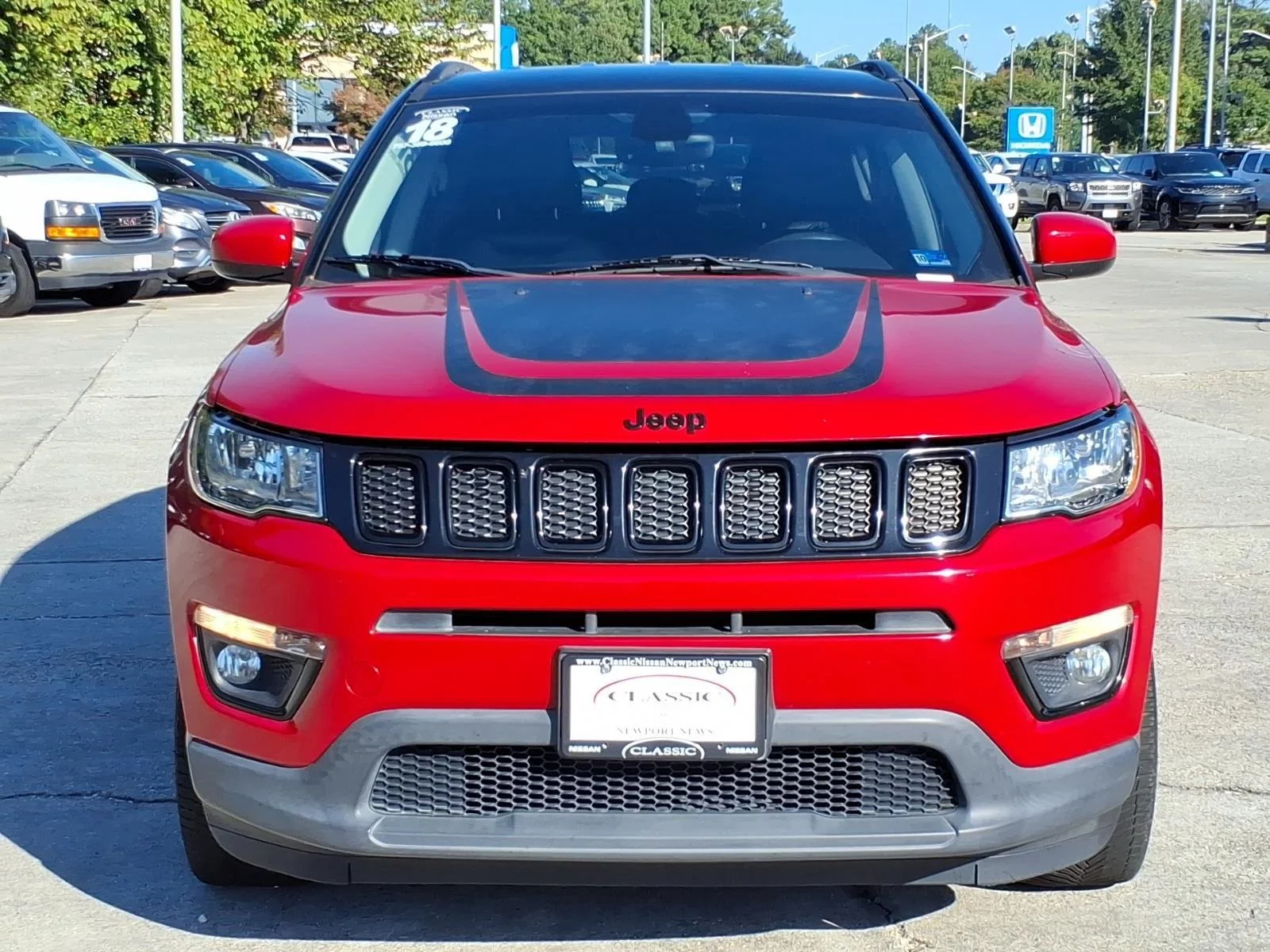 Used 2018 Redline Pearlcoat Jeep Altitude image 2