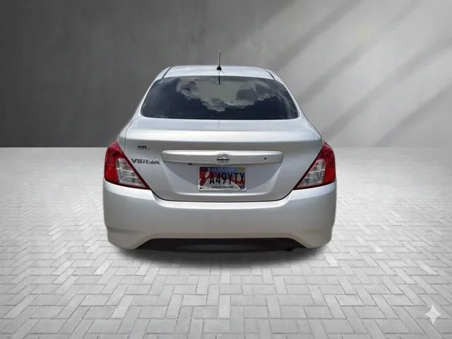 Used 2019 Silver Nissan 1.6 S image 12
